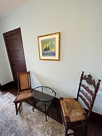 Pearl Inn Bed and Breakfast