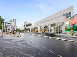 Sanders Premier - Lovely 2 bdr apt With Balcony