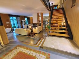 La Villa de Palacios