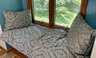 Townsend Hillside Hideaway