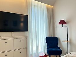 Nomad s Lux - 2bdr Almada Private Porto