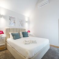 Nomad s Lux - 2bdr Almada Private Porto