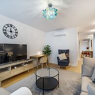 Nomad s Lux - 2bdr Almada Private Porto