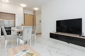 Apartment Wola Goleszowska by Renters