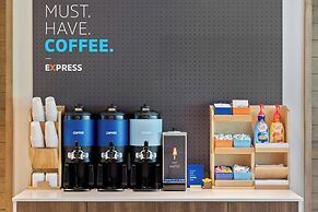 Holiday Inn Express And Suites Waynesboro East by IHG