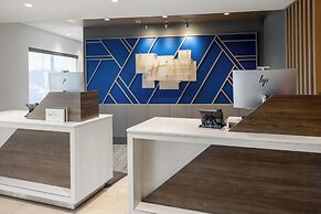 Holiday Inn Express And Suites Waynesboro East by IHG