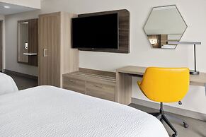 Holiday Inn Express And Suites Waynesboro East by IHG