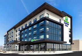 Holiday Inn Express And Suites St.Thomas, an IHG Hotel