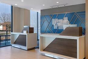 Holiday Inn Express And Suites St.Thomas by IHG