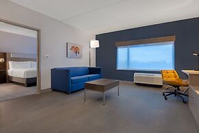 Holiday Inn Express And Suites St.Thomas by IHG