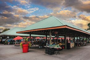 Holiday Inn Express And Suites St.Thomas by IHG