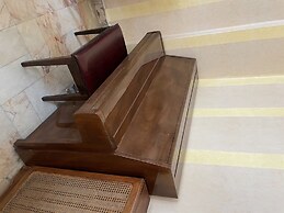 New Jdeideh, Including Generator, Furnished Apartment, Parking, Great 