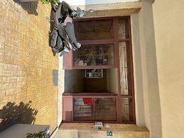 New Jdeideh, Including Generator, Furnished Apartment, Parking, Great 