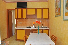 Peaceful Apartment few Steps From the City Center