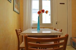 Peaceful Apartment few Steps From the City Center