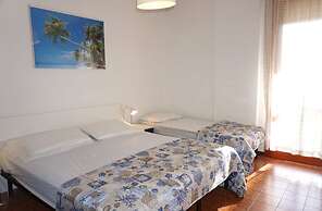Super Nice Apartment for 5 Guests With Pool and AC by Beahost Rentals