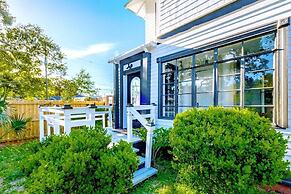 Aerie Loft: Cozy 1-bedroom Retreat in Biloxi, Perfect for Couples!