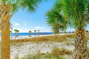 Sea Breeze 1010 Penthouse