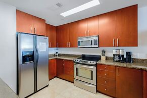 Sea Breeze 1010 Penthouse