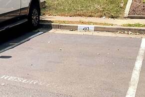 Room in House - Modern Executive Master Bedroom