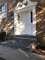 Room in House - Modern Executive Master Bedroom