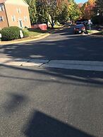 Room in House - Modern Executive Master Bedroom