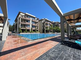 Chalet in Batrouna Park Resort, Facing the Pool, Gazon,gym,generator I