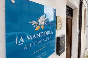 Room-luxury Room La Mandorla