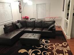 Room in House - The Modern Gem Furnished Bedroom