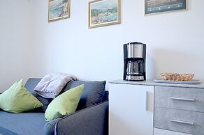 Sea View Apartment Marijane, 940