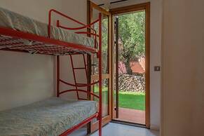Outstanding Residenze Gallura 2 Bedroom Sleeps Num0595