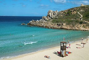 Quaint Residence I Mirti Bianchi 2 Bedroom Apartment Sleeps 6 Nym0499