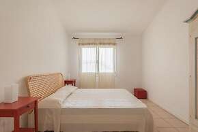 Elegant Residence Ea Bianca 1 Bedroom Sleeps 4 Child Num0607