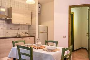 Glorious Residence Le Pavoncelle one Bedroom Sleeps Four Num1453