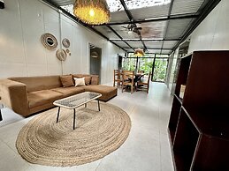 Almendros Eco-Villas