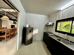 Almendros Eco-Villas