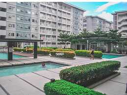 Room in Condo - Butler's Bnb A Trees Residences Qc Phil