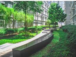 Room in Condo - Butler's Bnb A Trees Residences Qc Phil