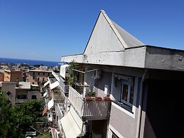 Nice Apartment With sea View in Genoa