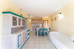 Fantastico Baia de Bahas Residence two Bedroom Sleeps six Num0901