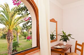 Classical Residence Baia Delle Palme 2 Bedroom Sleeps 6 Trillo 6