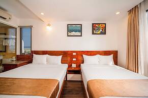 Waikiki Beach Hotel Da Nang