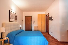 Relaxing Cristal Blu Studio Sleeps 3 Num1488