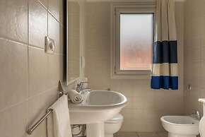 Fantastico Baia de Bahas Residence Sea View two Bedroom Sleeps six Num