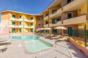 Quaint Residence I Mirti Bianchi 2 Bedroom Apartment Sleeps 6 -trilo 6