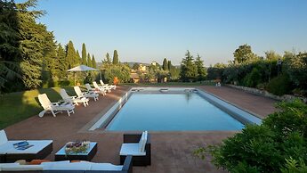 Villa I Levrieri 8 Emma Villas