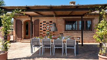 Villa I Levrieri 8 Emma Villas