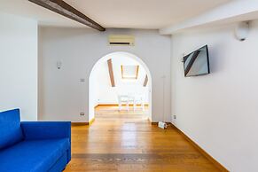 Attico al Duomo by Napoliapartments