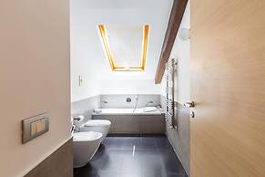 Attico al Duomo by Napoliapartments