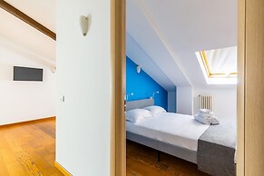 Attico al Duomo by Napoliapartments